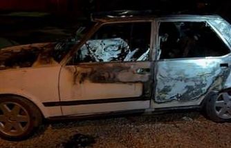 Malatya’da park halindeki araç yandı