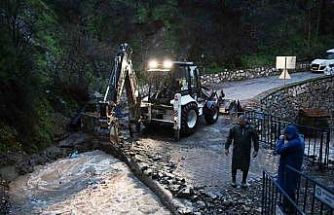 Manisa’da muhtemel taşkınlara karşı ekipler seferber oldu