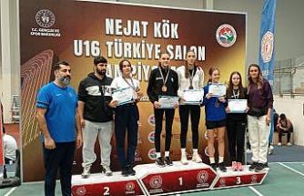 Manisalı atletlerden Türkiye üçüncülüğü