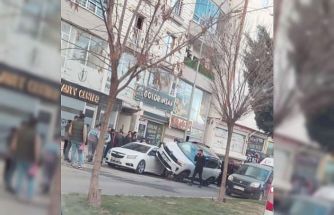 Mardin’de araç kadın öğretmene çarptı: Dehşet anları kamerada