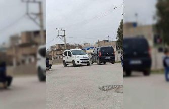 Mardin’de iki hafif ticari araç çarpıştı