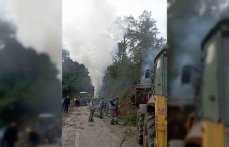 Marmaris orman ekiplerinden yangına karşı çalışmalar devam ediyor