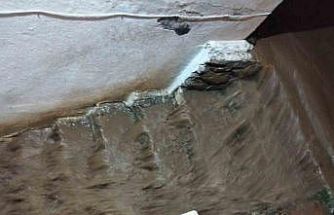 Marmaris’te sağanak etkili oldu, su baskınları oluştu