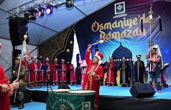"Mehterin nefesi, Ramazan’ın sesi" Osmaniye’de sokakları şenlendirdi