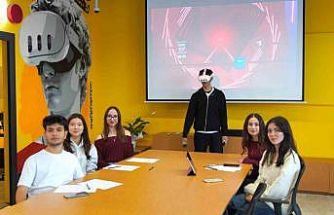 Menteşe Belediyesi Teknoloji ve Gençlik Merkezi’ne gençlerden yoğun ilgi