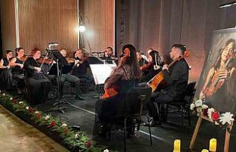 Mersin’de kazada hayatını kaybeden keman sanatçısı Laçin Akyol unutulmadı