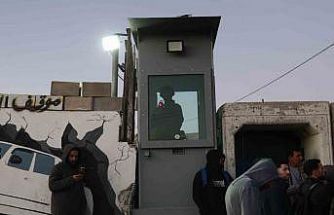 Mescid-i Aksa’da 80 bin kişi Ramazanın ilk cuma namazını kıldı