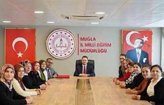 Muğla Olgunlaşma Enstitüsü tarafından "Bayrak Sevgisi" el emeğiyle taçlandı