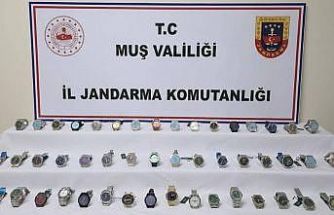 Muş’ta 3 milyon TL değerinde gümrük kaçağı saat ele geçirildi