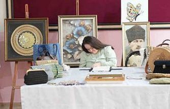 Muş’ta down sendromlu Rabia’nın sanatla yükselen başarısı