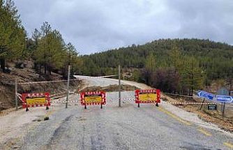 Mut’ta aşırı yağış nedeniyle Çivi Mahallesi, Söğütözü yayla yolu ulaşıma kapandı