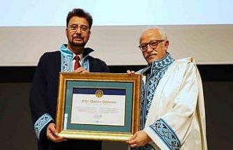 NEÜ’de Afzal Khan’a Fahri Doktora Payesi tevcih edildi