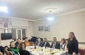 Niğde Kemal Çetintürk İlkokulu’nda Ramazan sofrası