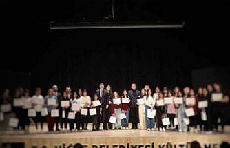 Niğde’de çocuklardan anlamlı tiyatro gösterisi