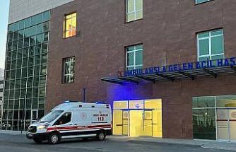 Niğde’de tır otomobille çarpıştı: 4 yaralı