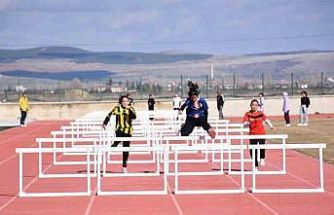 ’Okul Sporları Yıldızlar Atletizm Müsabakaları’ sona erdi