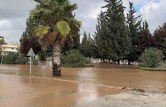 Osmaniye’de sağanak hayatı olumsuz etkiledi