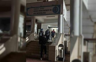 Osmaniye’de toprak kayması nedeniyle 3 ev tahliye edildi