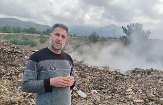 Osmaniye’den Hatay’a taşınan ve içten içe yanan çöplere vatandaşlar çözüm bekliyor