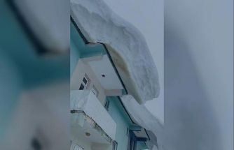 Ovacık’ta bina çatılarında sarkan kar kütleleri hayrete düşürdü