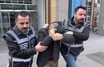 Polise başkasının kimliğini gösteren şahsın 28 yıl cezayla arandığı ortaya çıktı