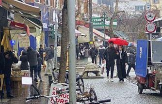 Sağanak yağış kentte etkisini gösterdi