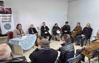 Şairler, kaybolmaya yüz tutan şiiri yaşatmanın mücadelesini veriyor