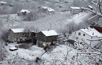 Sakarya’nın yüksek kesimleri beyaz gelinliğini yeniden giydi