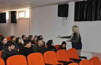 Salihli’de öğrencilere siber suç ve IBAN dolandırıcılığı uyarısı