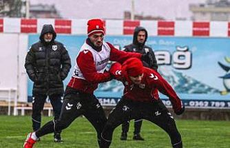 Samsunspor, Gaziantep FK engelini 3 puanla geçmek istiyor