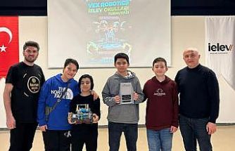 SANKO Okulları ’VEX IQ Robot Yarışması’nda iki birincilik kazandı
