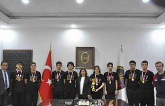 Satrançta Gaziantep’in hamle Şampiyonu GKV Özel Liseleri