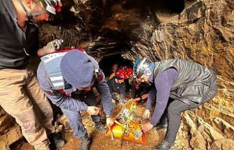 Selçuk’ta mağarada 9 saatlik kurtarma seferberliği