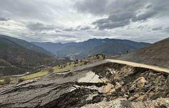 Şenler Köyü yolu heyelan nedeniyle ulaşıma kapandı