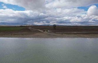 Seyfe Gölü’nde flamingo cümbüşü havadan görüntülendi