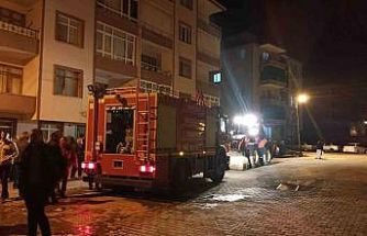 Sinop’ta 4 katlı binanın odunluğunda yangın