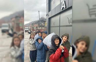 Sinop’ta öğrenciler topladıkları mavi kapakları derneğe gönderdi