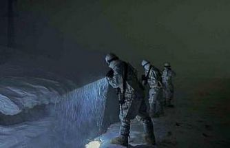 Soğuk ve kara rağmen Mehmetçik görevde