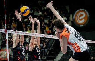 Sultanlar Ligi: Eczacıbaşı Dynavit: 3 - THY: 0