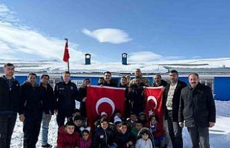 Susuz Kaymakamı Tutal’dan öğrencilere anlamlı mesaj