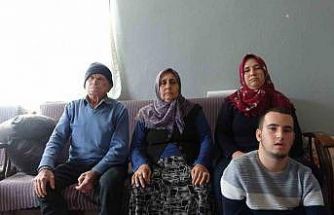 Tedavi gördüğü hastanenin depremde yıkılmasıyla vefat eden kocasının ardından 3 evladıyla hayata tutundu