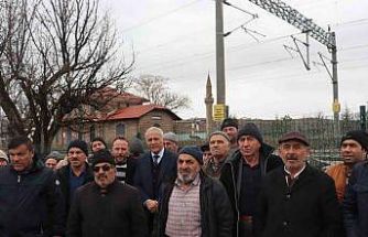 Teravih namazı için 5 kilometre yürümek istemiyorlar