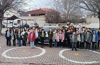 Tomarza’da öğrencilere trafik eğitimi verildi