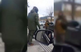 Trafikte silah çeken şüpheli kıskıvrak yakalandı