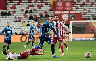 Trendyol Süper Lig: Antalyaspor: 3 - Samsunspor: 1 (Maç sonucu)