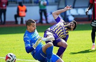 Trendyol Süper Lig: Eyüpspor: 0 - Gençlerbirliği: 0 (İlk yarı)