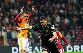 Trendyol Süper Lig: Galatasaray: 2 - Kayserispor: 0 (İlk yarı)