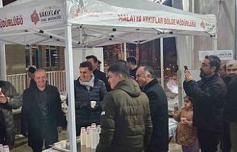 Tunceli’de Berat Kandili’nde vatandaşlara salep ikram edildi