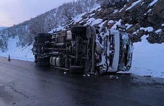 Uludere’de trafik kazası: 2 kişi yaralandı