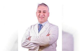 Uzmanından kritik uyarı: "Dizde sesle birlikte ağrı, şişlik ve hareket kısıtlılığı varsa mutlaka hekim değerlendirmesi gerekir"